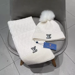 louis vuitton lv hat and echapres set s_127aa77